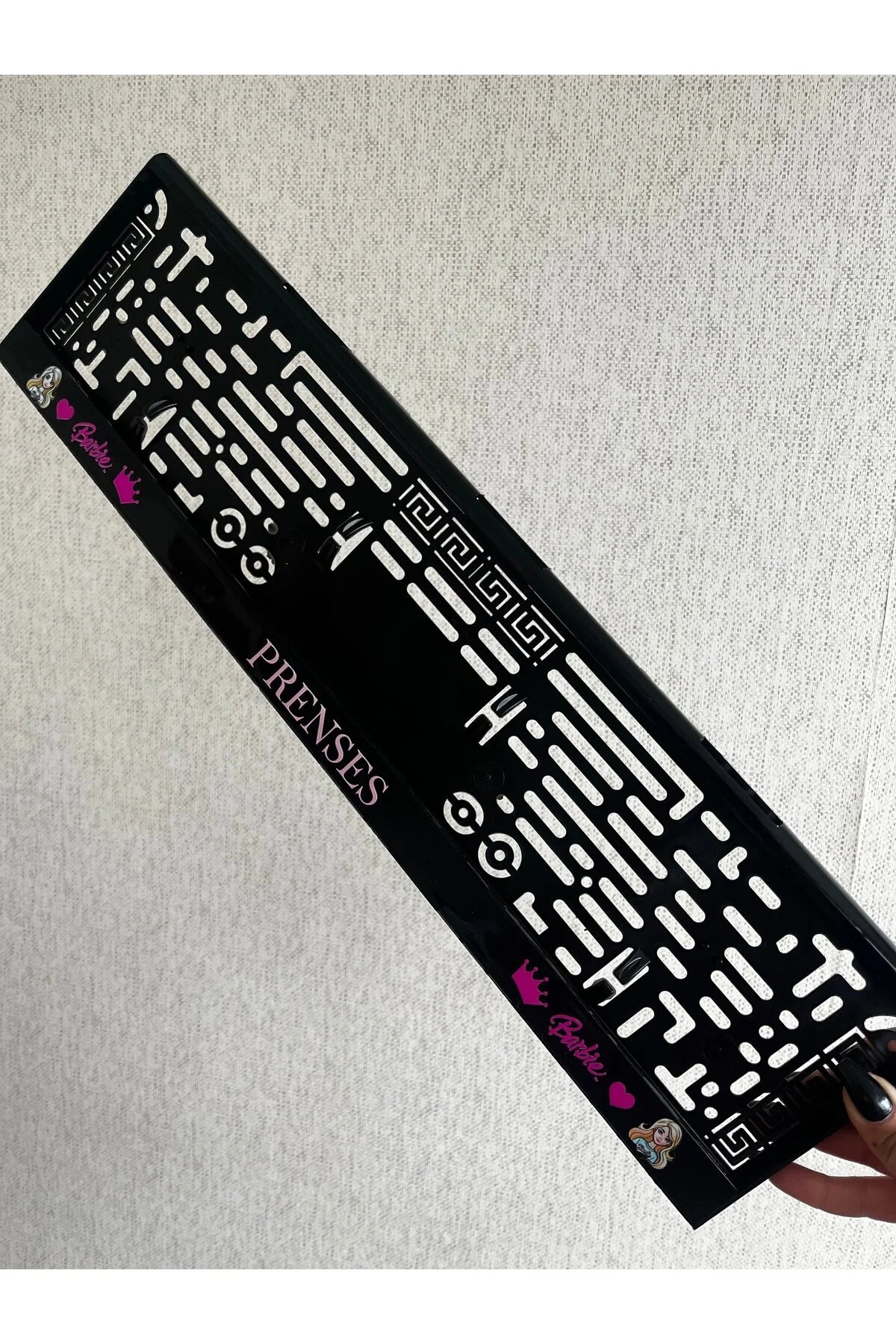 Pembe Prenses kabartmalı yazı Barbie yazılı Barbie portreli plakalık 2’li